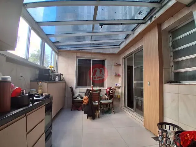 Apartamento com 106m² 3 quartos e 2 banheiros, à venda, no bairro Rio Branco em Porto Alegre