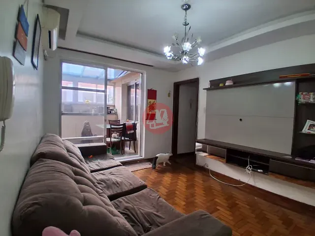 Apartamento com 106m² 3 quartos e 2 banheiros, à venda, no bairro Rio Branco em Porto Alegre