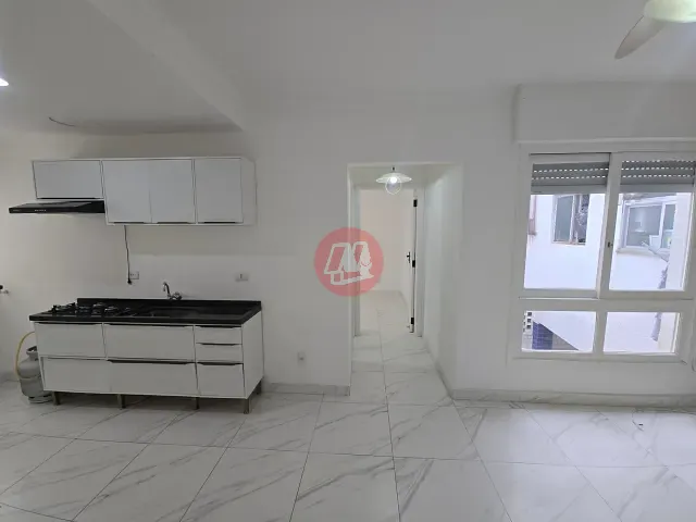 Apartamento com 35m² 1 quarto e 1 banheiro, à venda ou para alugar, no bairro Bela Vista em Porto Alegre
