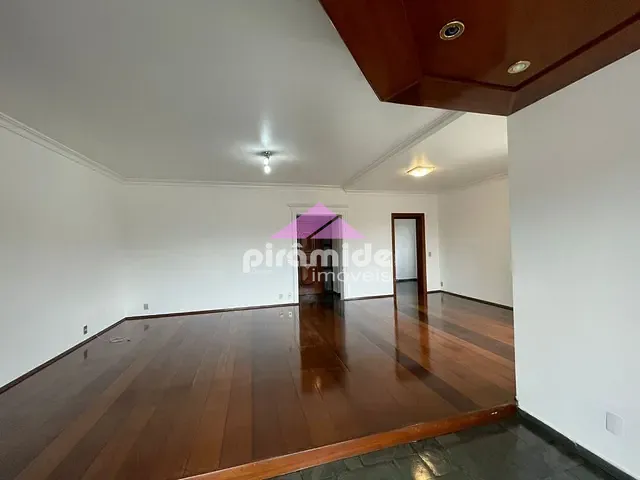 Apartamento com 215m² 4 quartos e 4 banheiros, à venda, no bairro Vila Adyana em São José dos Campos