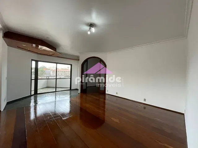 Apartamento com 215m² 4 quartos e 4 banheiros, à venda, no bairro Vila Adyana em São José dos Campos