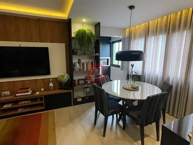 Apartamento 3 quartos e 2 banheiros, à venda, no bairro Santa Cecília em Porto Alegre
