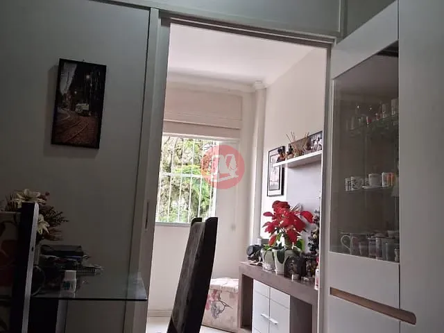 Apartamento 1 quarto e 1 banheiro, à venda, no bairro Partenon em Porto Alegre