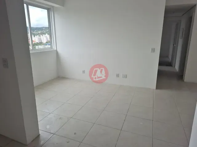Apartamento 3 quartos e 3 banheiros, à venda, no bairro Partenon em Porto Alegre