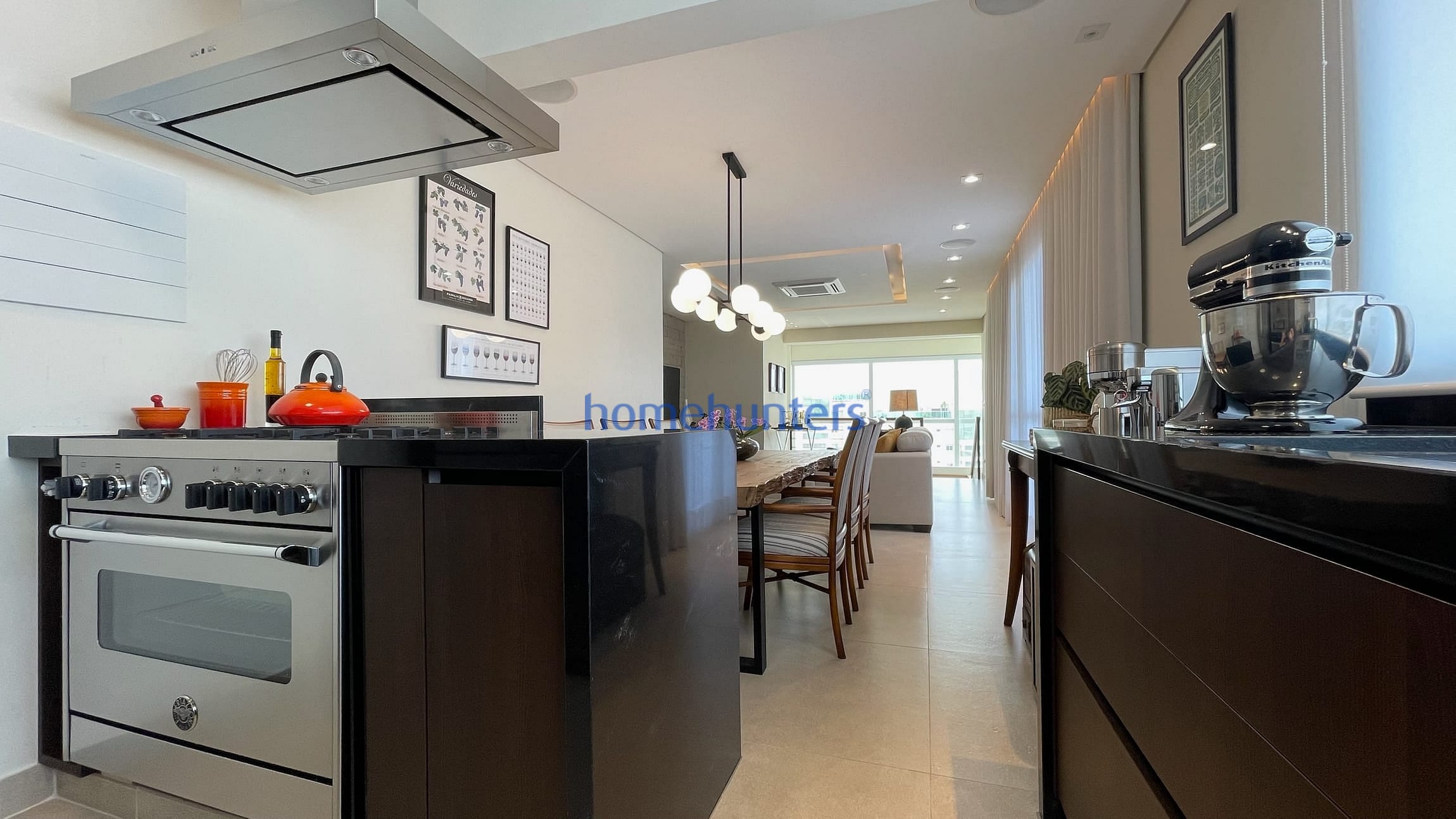 Apartamento à venda com 3 quartos, 245m² - Foto 35