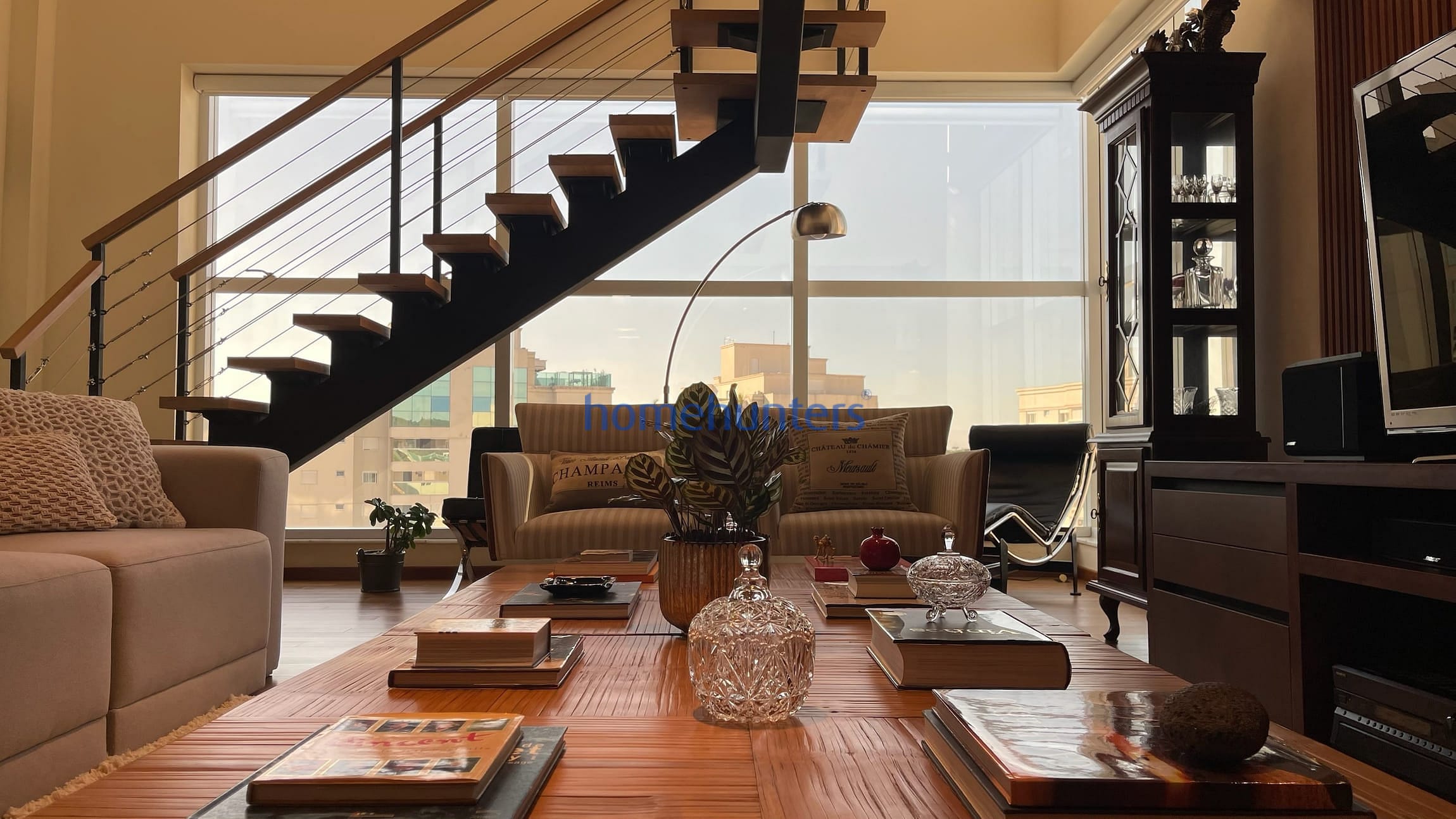 Apartamento à venda com 3 quartos, 245m² - Foto 9