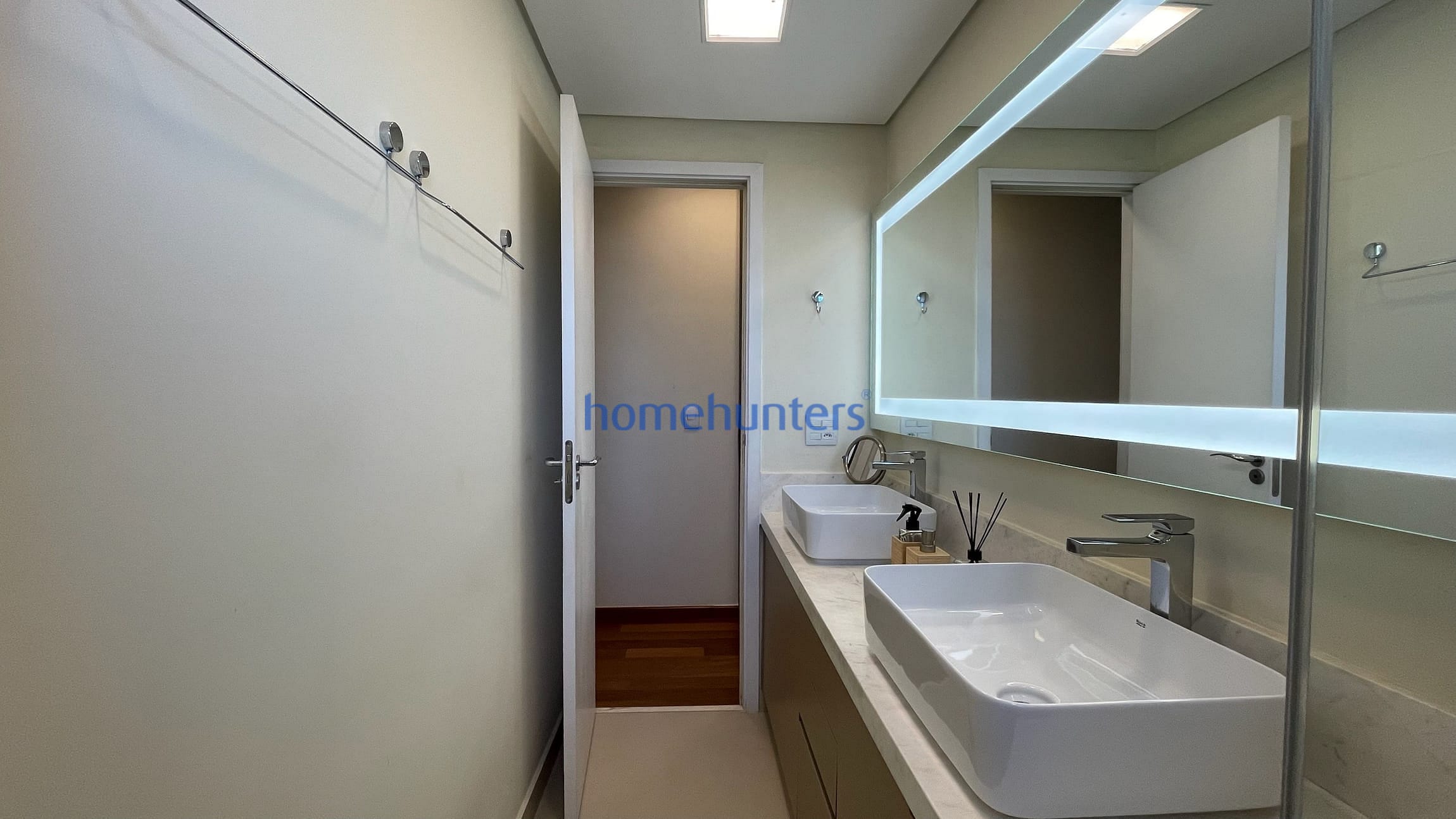 Apartamento à venda com 3 quartos, 245m² - Foto 27
