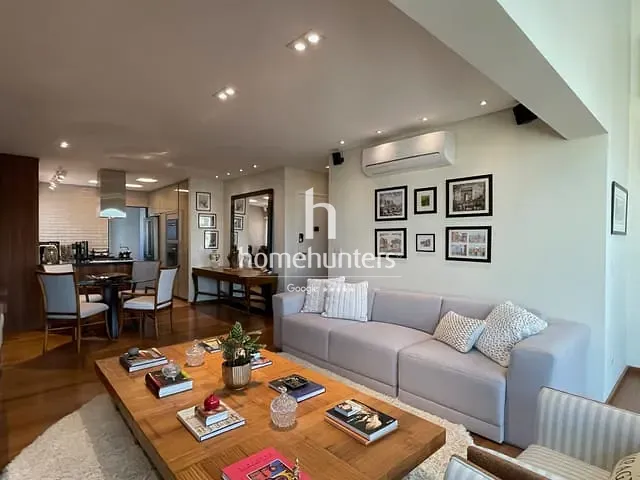 Apartamento com 245m² 3 quartos e 6 banheiros, à venda, no bairro Fazenda São Quirino em Campinas