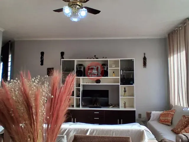 Apartamento com 138m² 3 quartos e 1 banheiro, à venda, no bairro Petrópolis em Porto Alegre