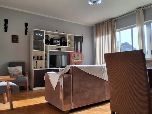 Apartamento com 138m² 3 quartos e 1 banheiro, à venda, no bairro Petrópolis em Porto Alegre