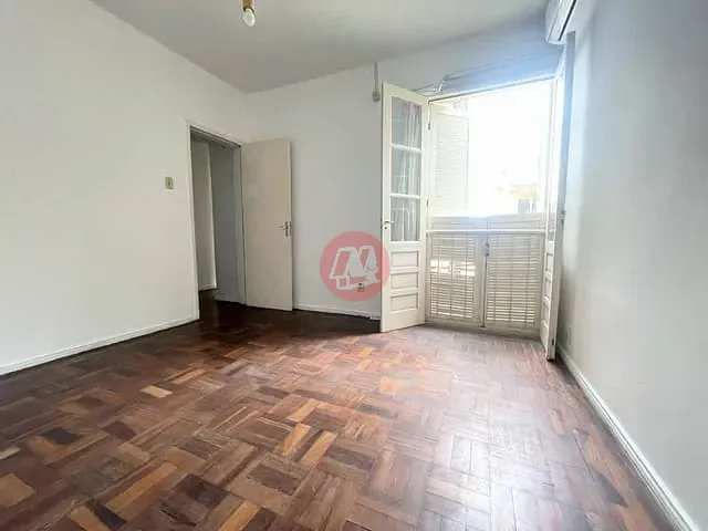 Apartamento com 65m² 2 quartos e 1 banheiro, à venda, no bairro Rio Branco em Porto Alegre