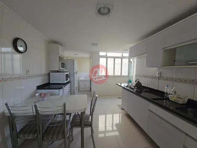 Apartamento 3 quartos e 1 banheiro, à venda, no bairro Centro Histórico em Porto Alegre