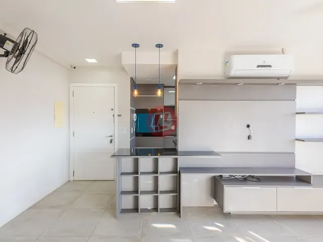 Apartamento 3 quartos e 2 banheiros, à venda, no bairro Partenon em Porto Alegre