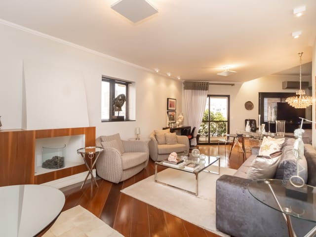Apartamento com 217m² 4 quartos e 6 banheiros, à venda, no bairro Itaim Bibi em São Paulo