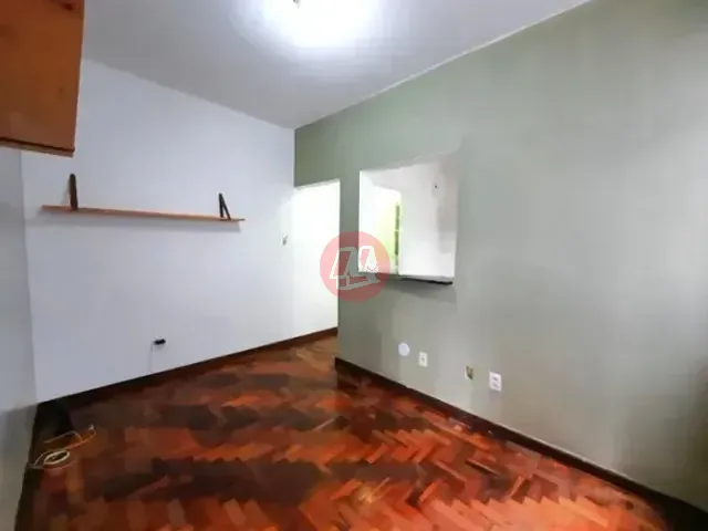 Apartamento com 65m² 2 quartos e 1 banheiro, para alugar, no bairro Santana em Porto Alegre