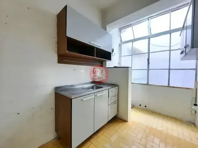 Apartamento com 65m² 2 quartos e 1 banheiro, para alugar, no bairro Santana em Porto Alegre