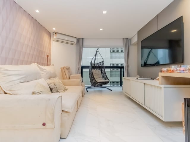 Apartamento com 81m² 2 quartos e 2 banheiros, à venda, no bairro Vila Nova Conceição em São Paulo