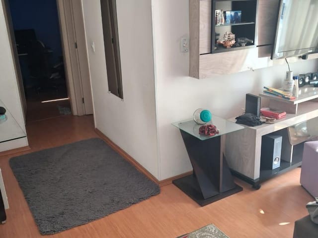 Apartamento 2 quartos e 1 banheiro, à venda, no bairro Vila Mercês em Carapicuíba