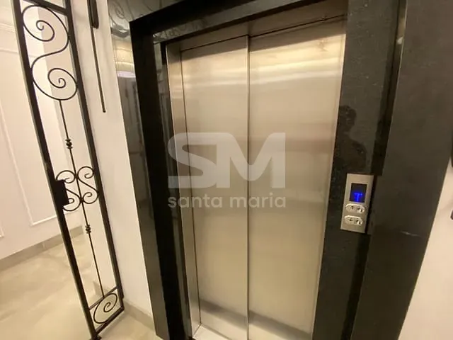 Apartamento 3 quartos e 4 banheiros, para alugar, no bairro Centro em Chapecó