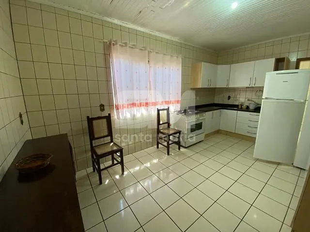 Apartamento 3 quartos e 1 banheiro, para alugar, no bairro Centro em Chapecó