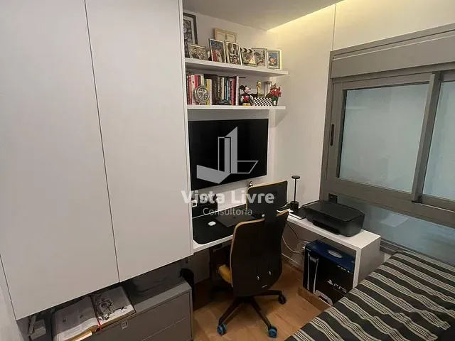 Apartamento com 95m² 3 quartos e 2 banheiros, à venda, no bairro Vila Olímpia em São Paulo