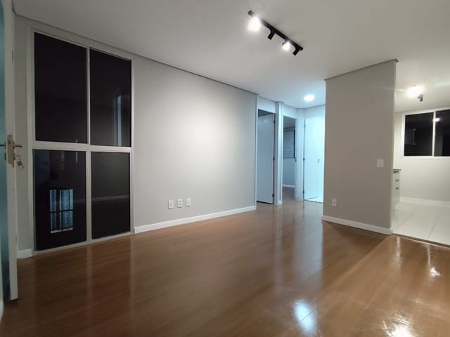 Foto do Apartamento - Apartamento com 2 dormitórios a venda R$ 217.000,00 - Condomínio Conquista Cotia | Pitale Imóveis Ltda.