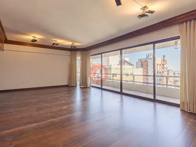 Apartamento 4 quartos e 4 banheiros, para alugar, no bairro Bela Vista em Porto Alegre