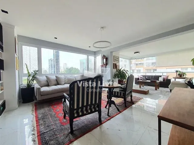 Apartamento com 225m² 3 quartos e 4 banheiros, à venda, no bairro Cidade Monções em São Paulo