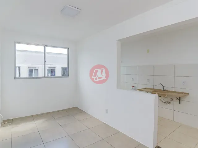 Apartamento com 73m² 2 quartos e 1 banheiro, à venda ou para alugar, no bairro Parque Santa Fé em Porto Alegre