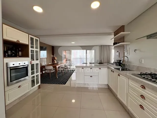 Apartamento com 191m² 2 quartos e 1 banheiro, à venda, no bairro Centro em Chapecó