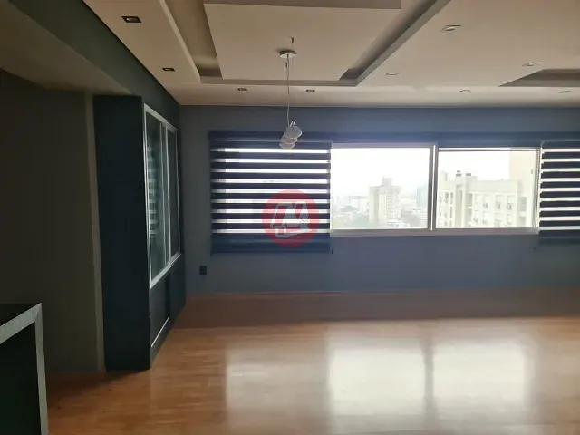 Apartamento 3 quartos e 2 banheiros, à venda, no bairro Passo da Areia em Porto Alegre