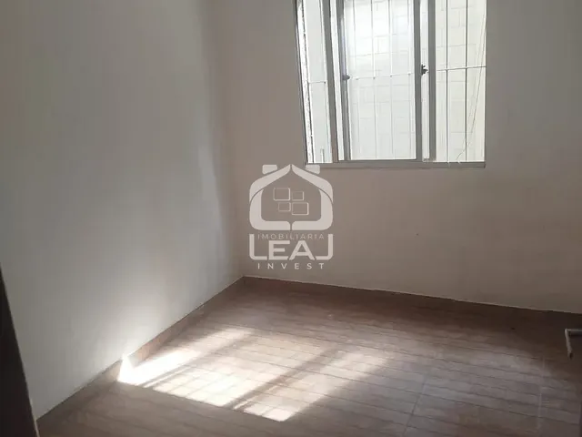 Apartamento com 80m² 3 quartos e 1 banheiro, para alugar, no bairro Parque Munhoz em São Paulo