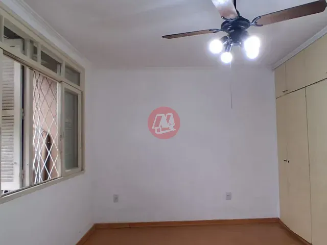 Apartamento 2 quartos e 1 banheiro, à venda, no bairro Farroupilha em Porto Alegre