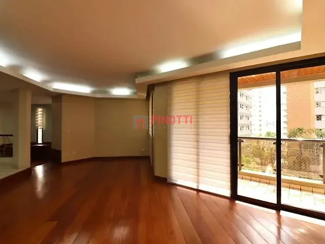 Apartamento 4 quartos e 3 banheiros, para alugar, no bairro Centro em São Bernardo do Campo