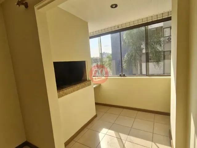Apartamento para alugar, no bairro Vila Ipiranga em Porto Alegre