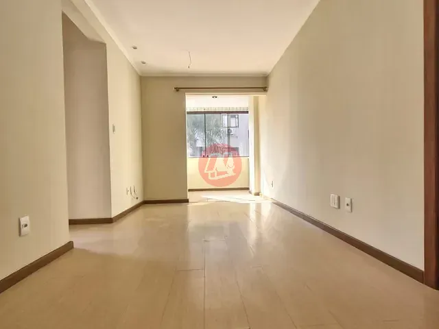 Apartamento para alugar, no bairro Vila Ipiranga em Porto Alegre