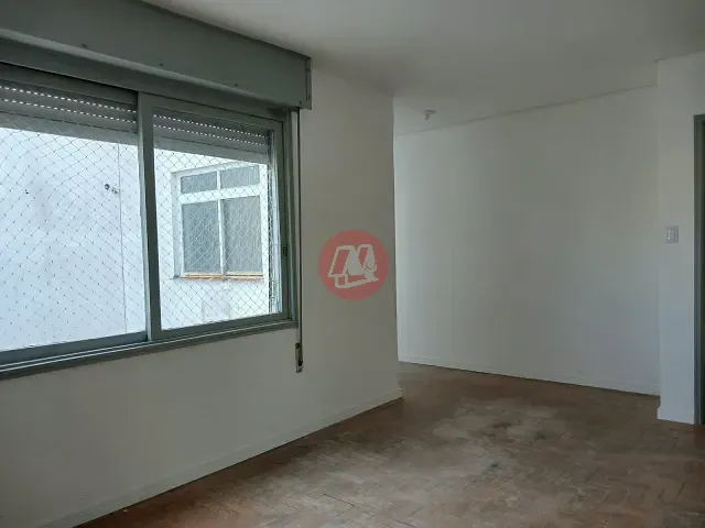 Apartamento 3 quartos e 2 banheiros, para alugar, no bairro Cidade Baixa em Porto Alegre