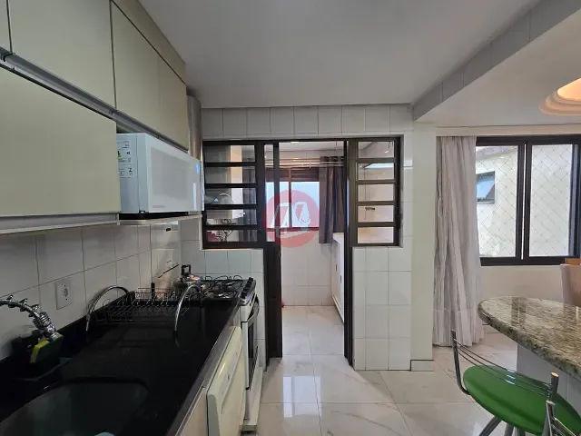 Apartamento 3 quartos e 2 banheiros, para alugar, no bairro Santana em Porto Alegre