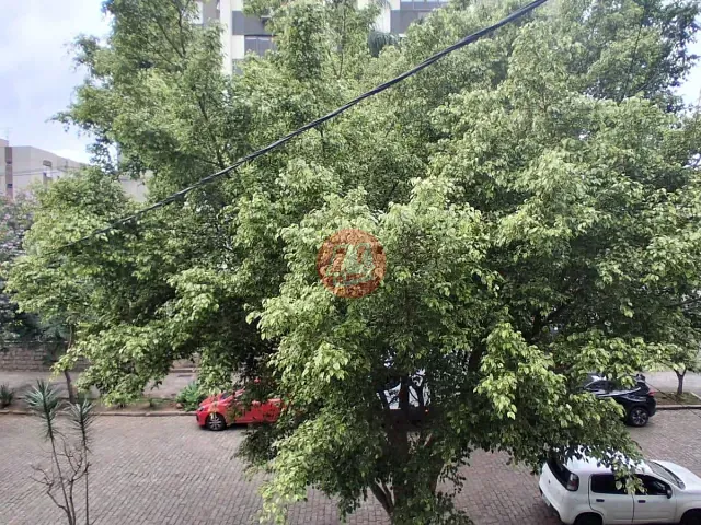 Apartamento com 93m² 2 quartos e 2 banheiros, à venda, no bairro Santa Cecília em Porto Alegre