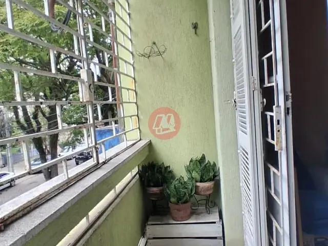 Apartamento com 93m² 2 quartos e 2 banheiros, à venda, no bairro Santa Cecília em Porto Alegre