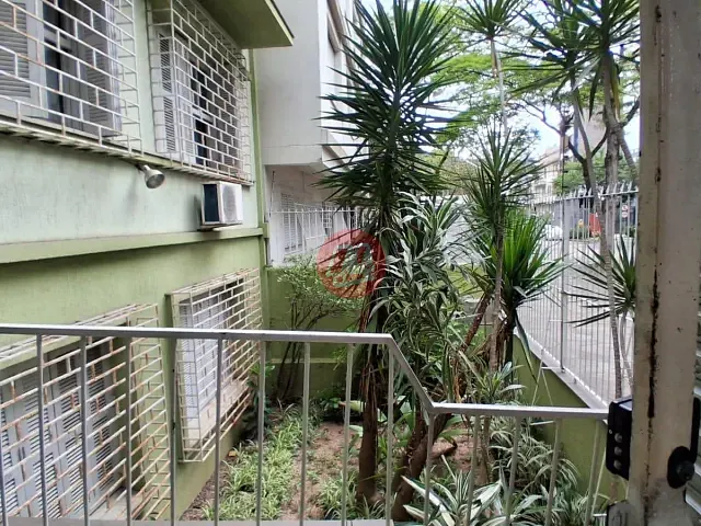 Apartamento com 93m² 2 quartos e 2 banheiros, à venda, no bairro Santa Cecília em Porto Alegre