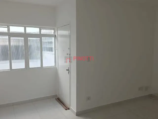Apartamento 2 quartos e 1 banheiro, para alugar, no bairro Rudge Ramos em São Bernardo do Campo