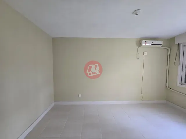 Apartamento com 77m² 2 quartos e 1 banheiro, para alugar, no bairro Tristeza em Porto Alegre