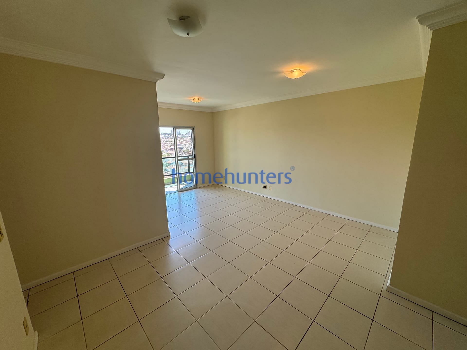Apartamento à venda com 3 quartos, 83m² - Foto 3