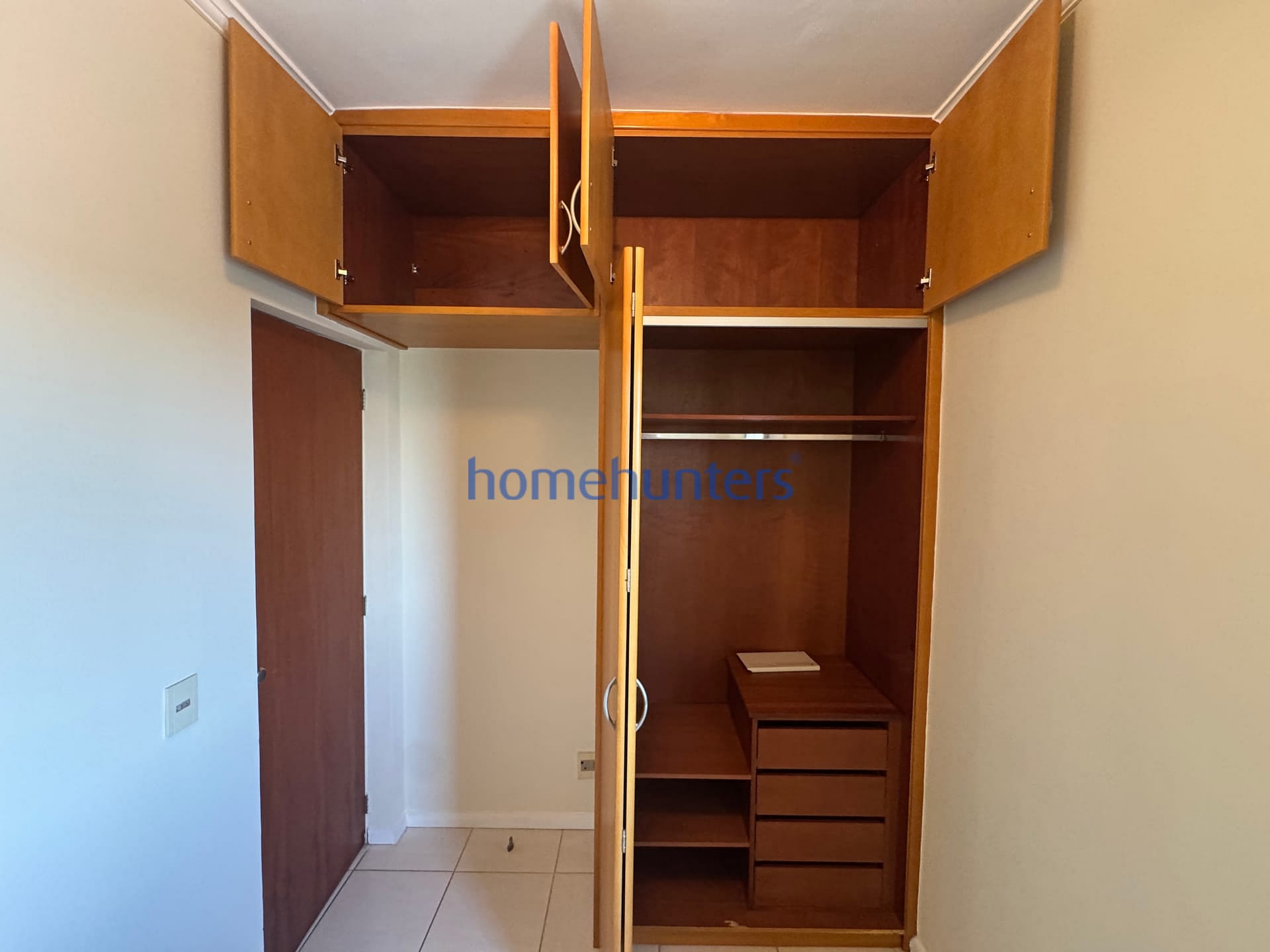 Apartamento à venda com 3 quartos, 83m² - Foto 23
