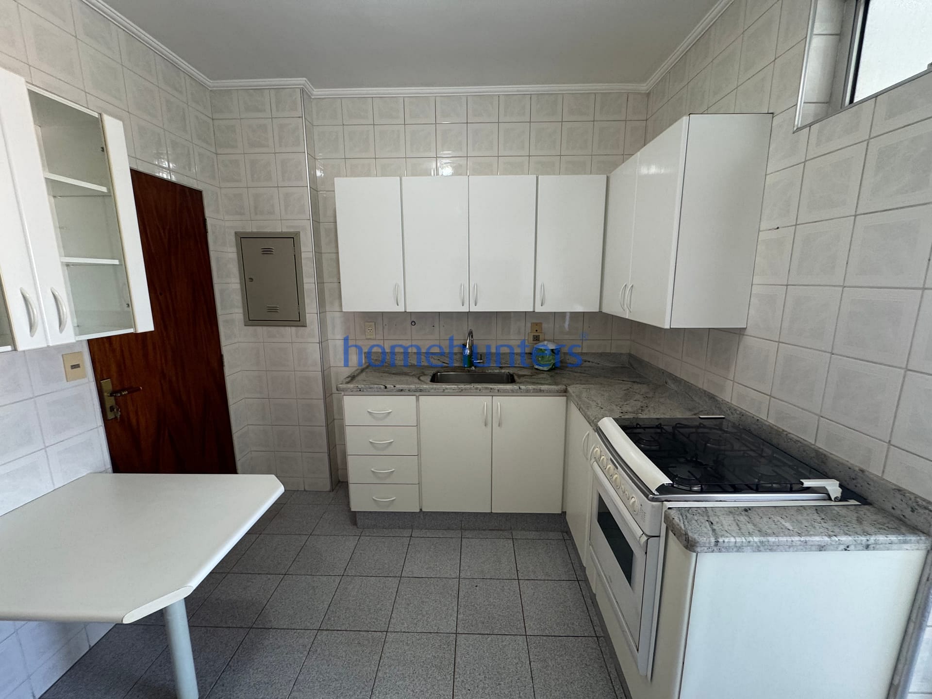 Apartamento à venda com 3 quartos, 83m² - Foto 27