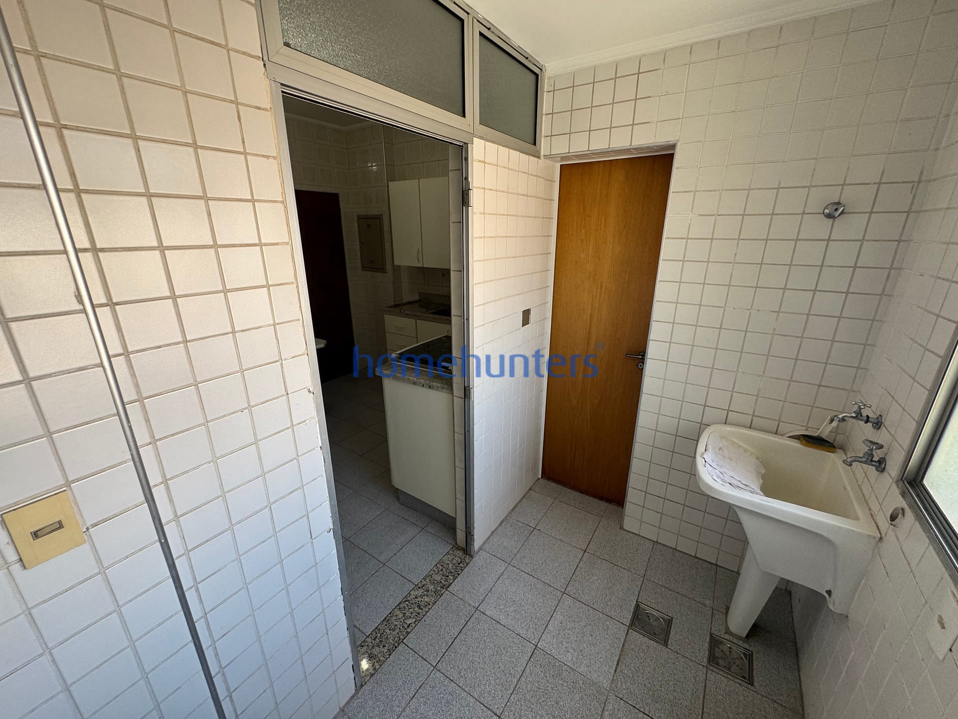 Apartamento à venda com 3 quartos, 83m² - Foto 29