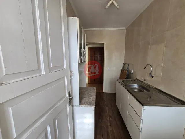 Apartamento 2 quartos e 1 banheiro, para alugar, no bairro Partenon em Porto Alegre
