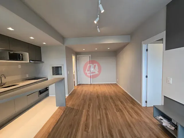 Apartamento 1 quarto e 1 banheiro, para alugar, no bairro Praia de Belas em Porto Alegre