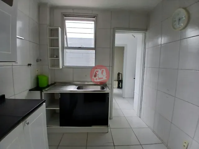 Apartamento 2 quartos e 2 banheiros, para alugar, no bairro Azenha em Porto Alegre